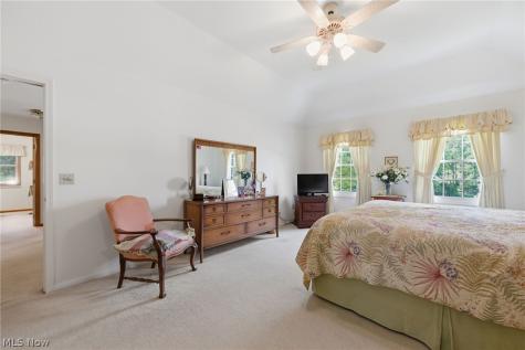 359 Williamsburg Drive Avon Lake OH 44012