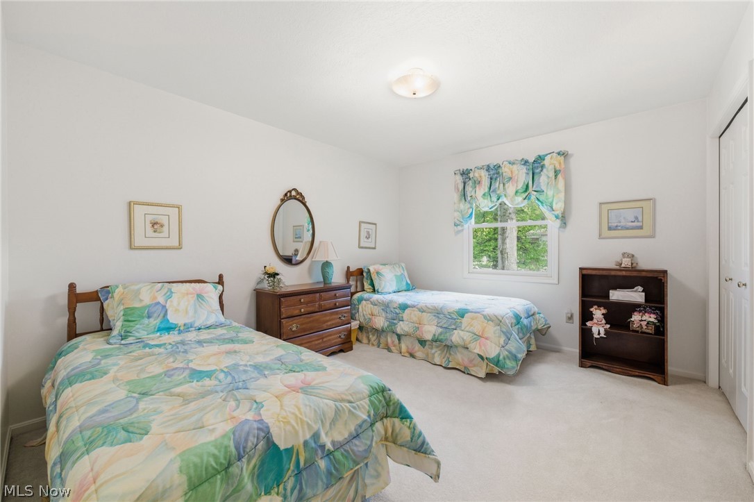 359 Williamsburg Drive Avon Lake OH 44012