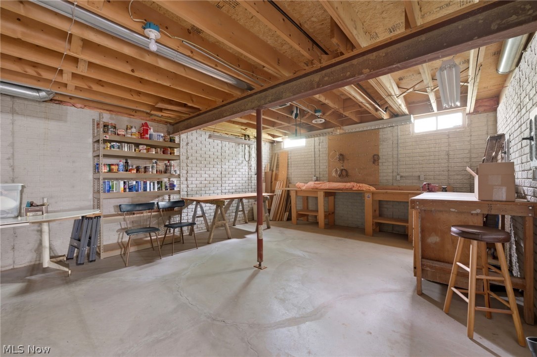 359 Williamsburg Drive Avon Lake OH 44012