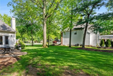 359 Williamsburg Drive Avon Lake OH 44012