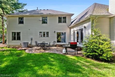 359 Williamsburg Drive Avon Lake OH 44012