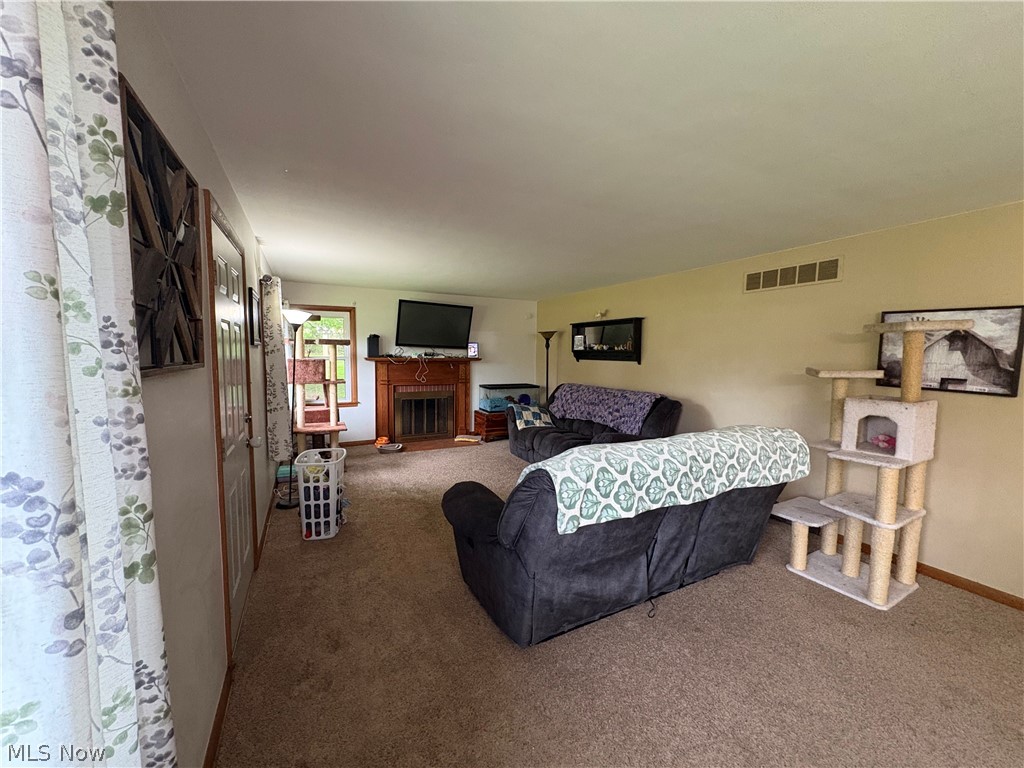 1697 W South Range Road North Lima OH 44452