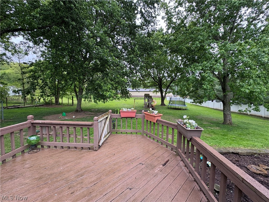 1697 W South Range Road North Lima OH 44452