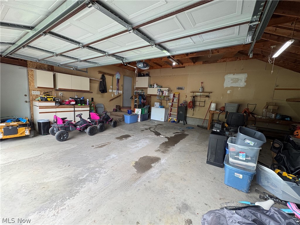 1697 W South Range Road North Lima OH 44452