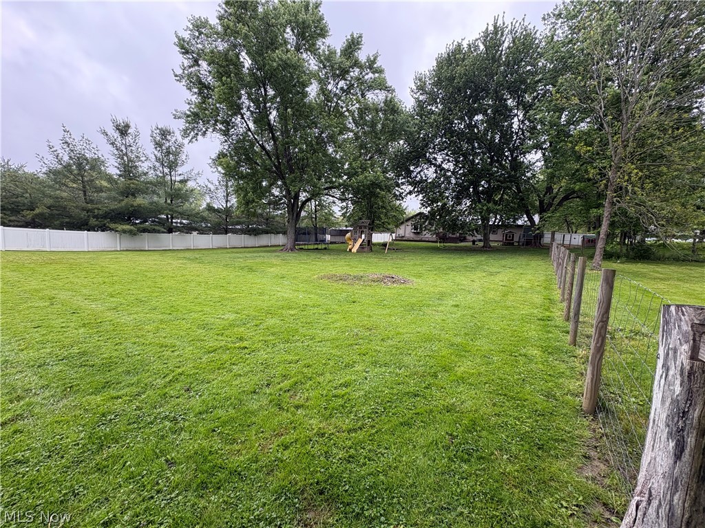 1697 W South Range Road North Lima OH 44452