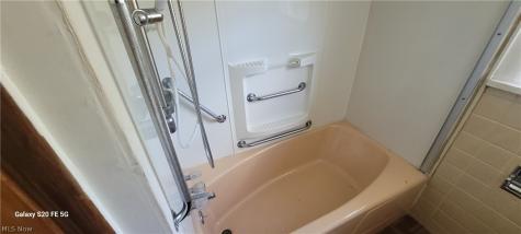 826 Reed Akron OH 44306