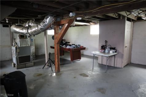 3577 W 105th Street Cleveland OH 44111