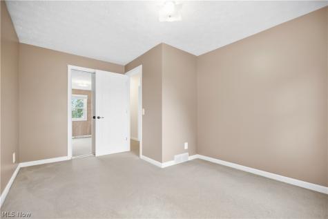 5972 Keller Road Akron OH 44319