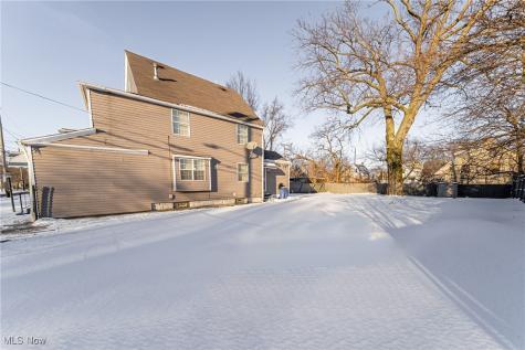 1423 E 120th Street Cleveland OH 44106