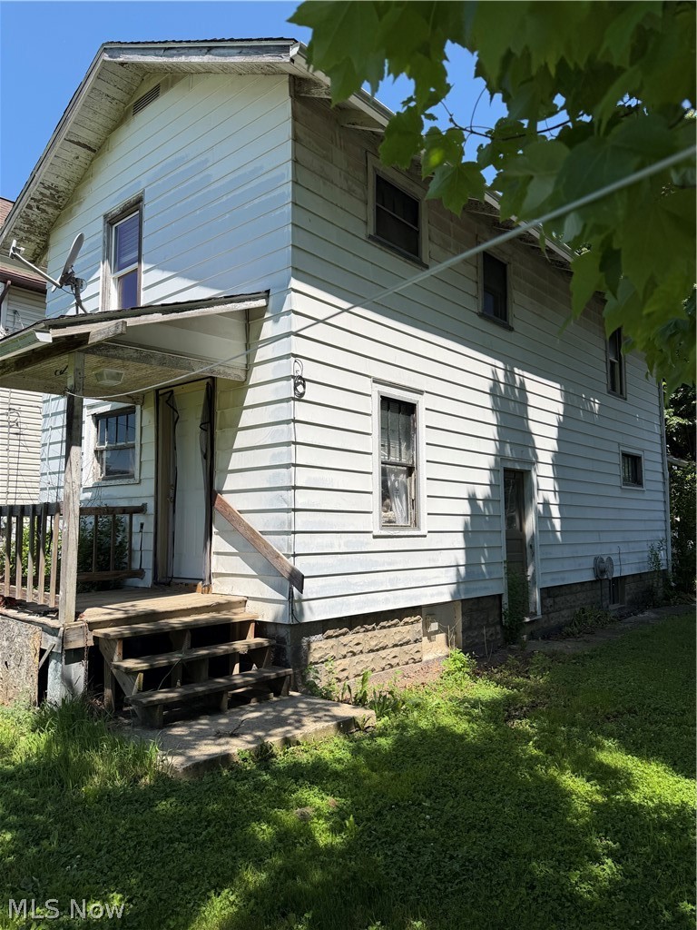 226 2nd Street SW Brewster OH 44613