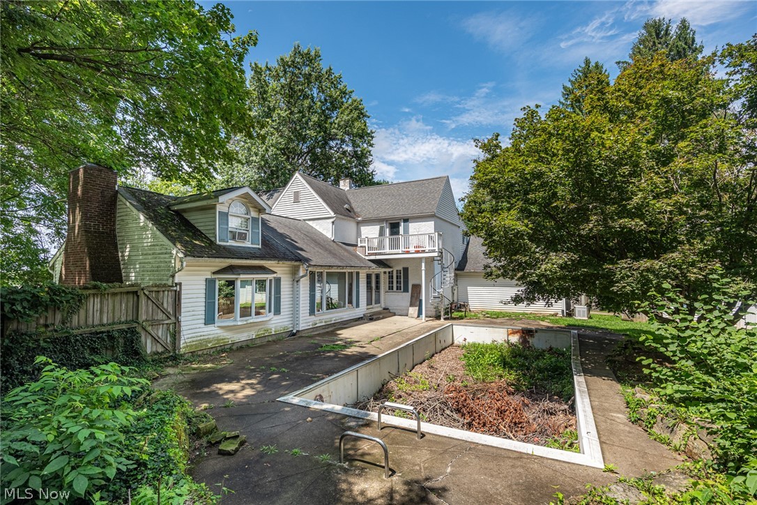 2001 Cambridge Road Coshocton OH 43812