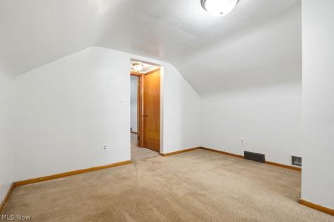 1718 Woodlawn Avenue NW Canton OH 44708