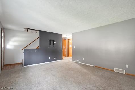 1718 Woodlawn Avenue NW Canton OH 44708