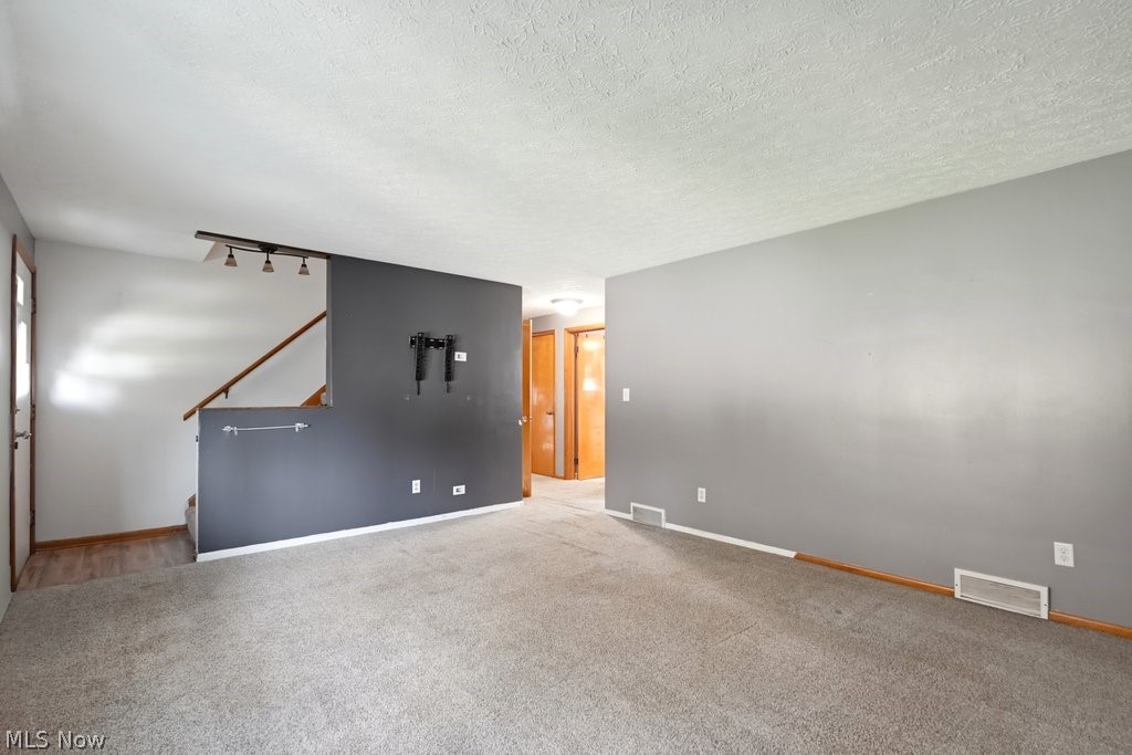 1718 Woodlawn Avenue NW Canton OH 44708