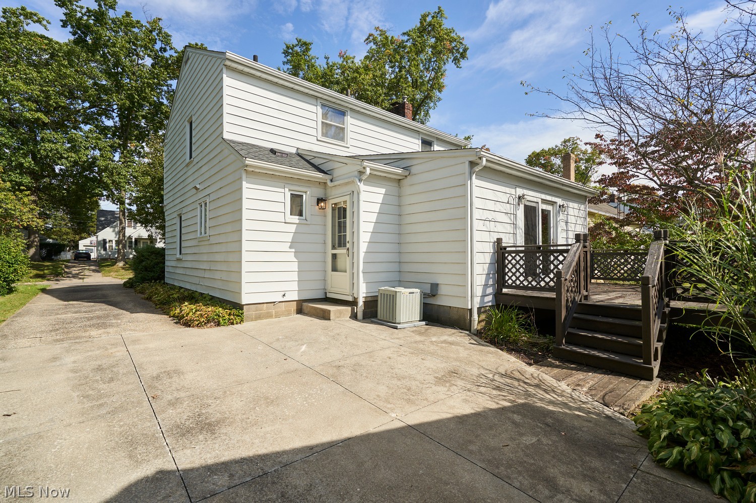 1700 Kingsley Avenue Akron OH 44313