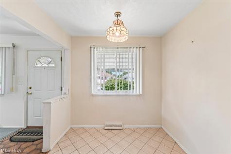 1829 Eldon Drive Wickliffe OH 44092