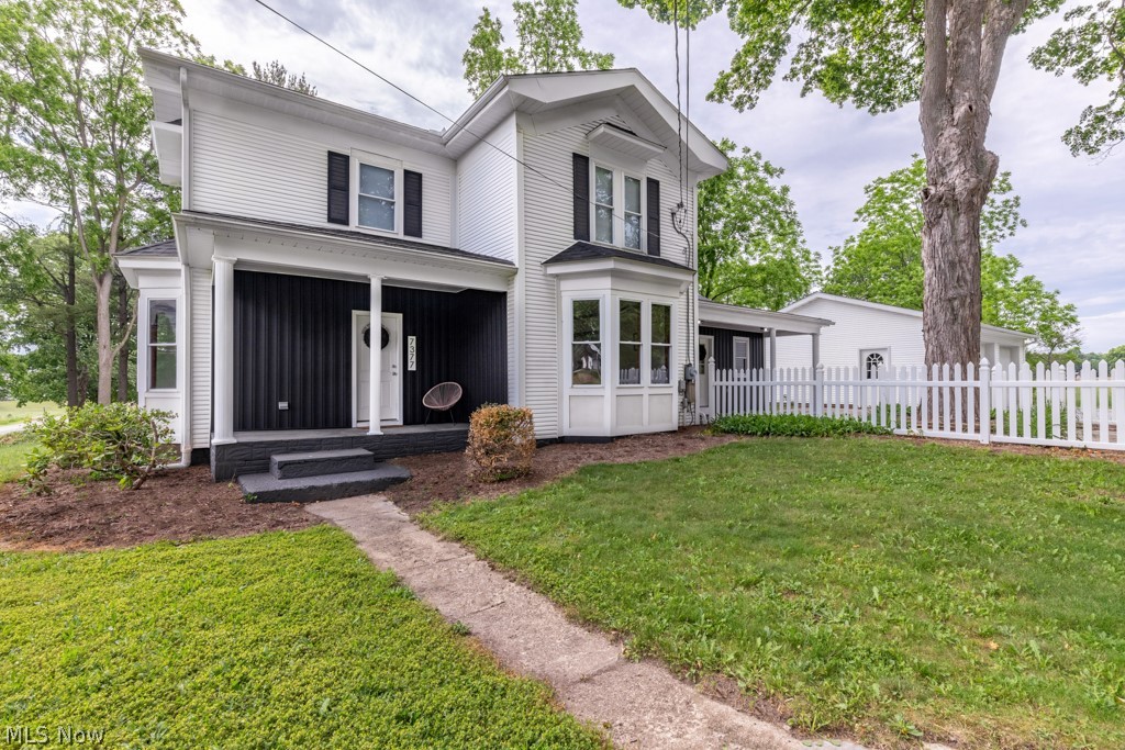 7377 Pontius Street NE Hartville OH 44632