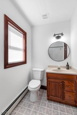 7377 Pontius Street NE Hartville OH 44632