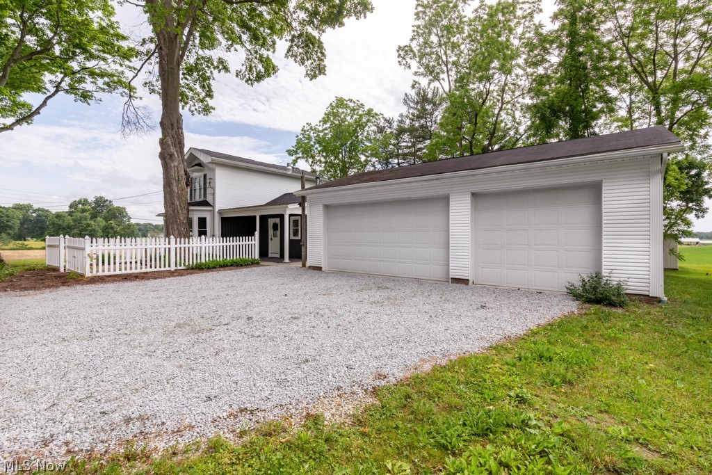 7377 Pontius Street NE Hartville OH 44632