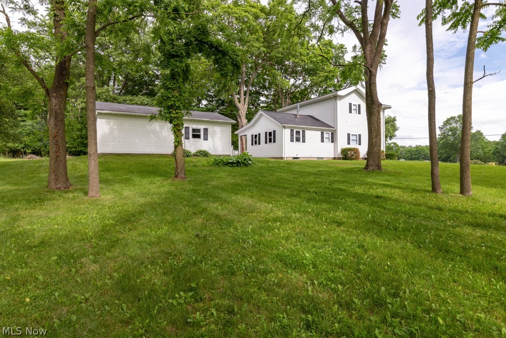 7377 Pontius Street NE Hartville OH 44632
