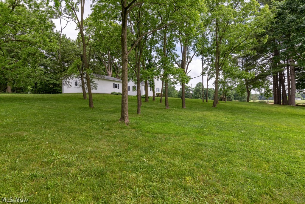 7377 Pontius Street NE Hartville OH 44632
