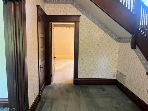 504 Cutler Street Marietta OH 45750