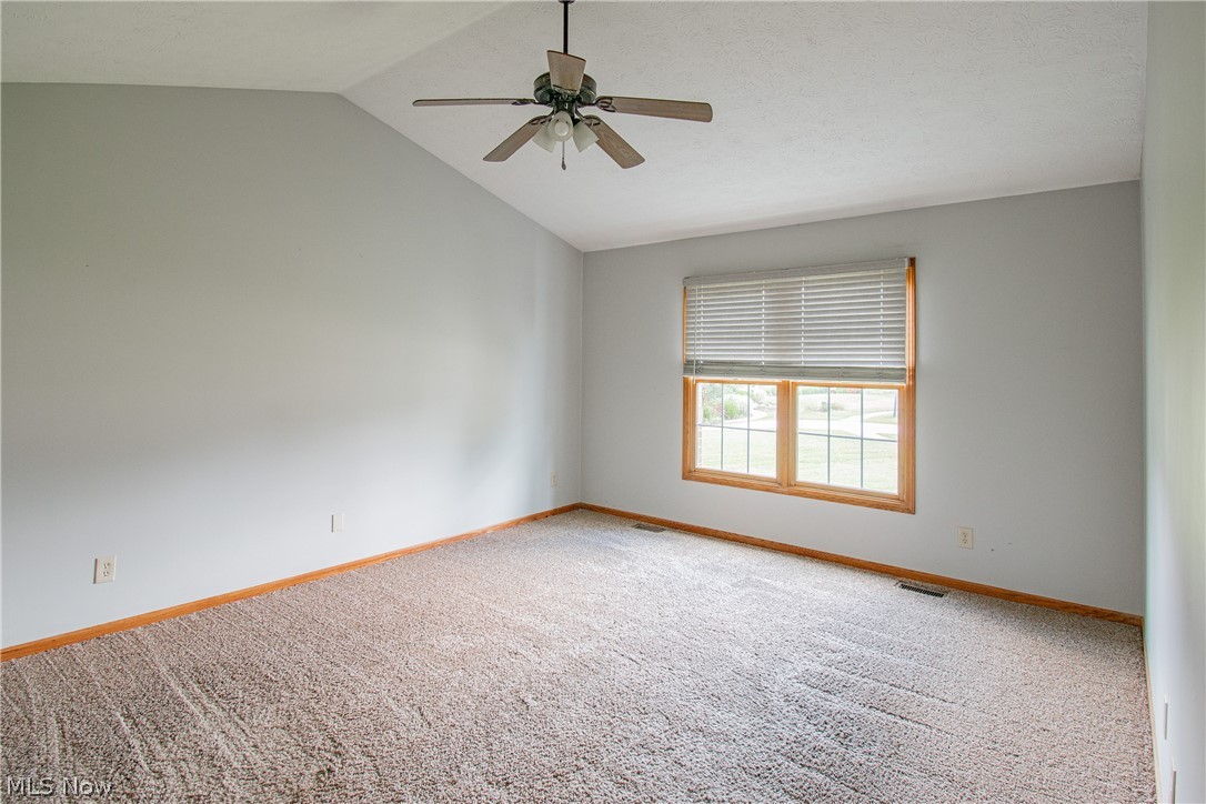 11002 Trenton Road NW Uniontown OH 44685