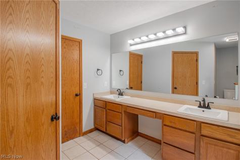 11002 Trenton Road NW Uniontown OH 44685