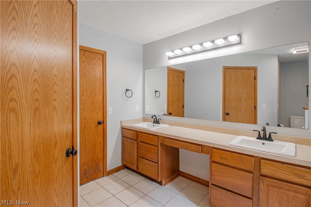 11002 Trenton Road NW Uniontown OH 44685