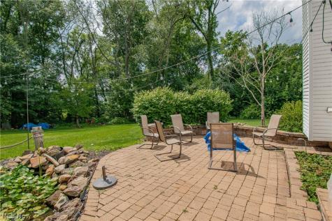 11002 Trenton Road NW Uniontown OH 44685
