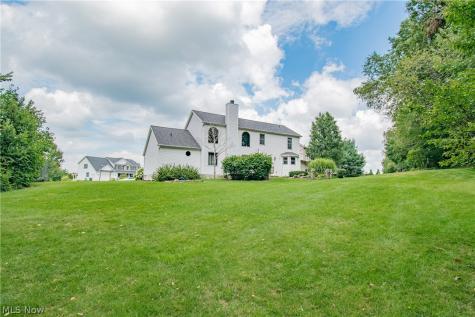 11002 Trenton Road NW Uniontown OH 44685