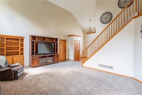 11002 Trenton Road NW Uniontown OH 44685