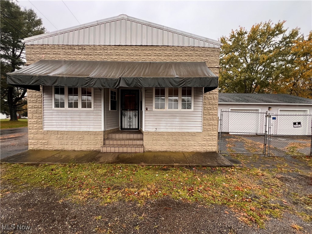 44993 Crestview Road Columbiana OH 44408