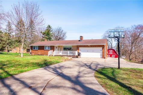 327 Briarhill Drive Rittman OH 44270