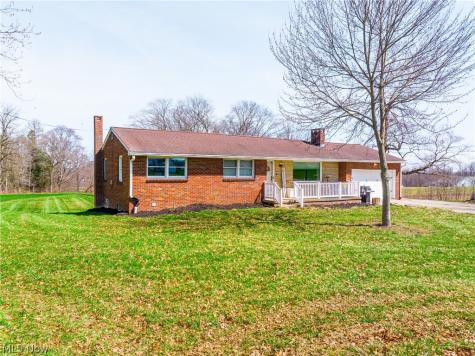327 Briarhill Drive Rittman OH 44270