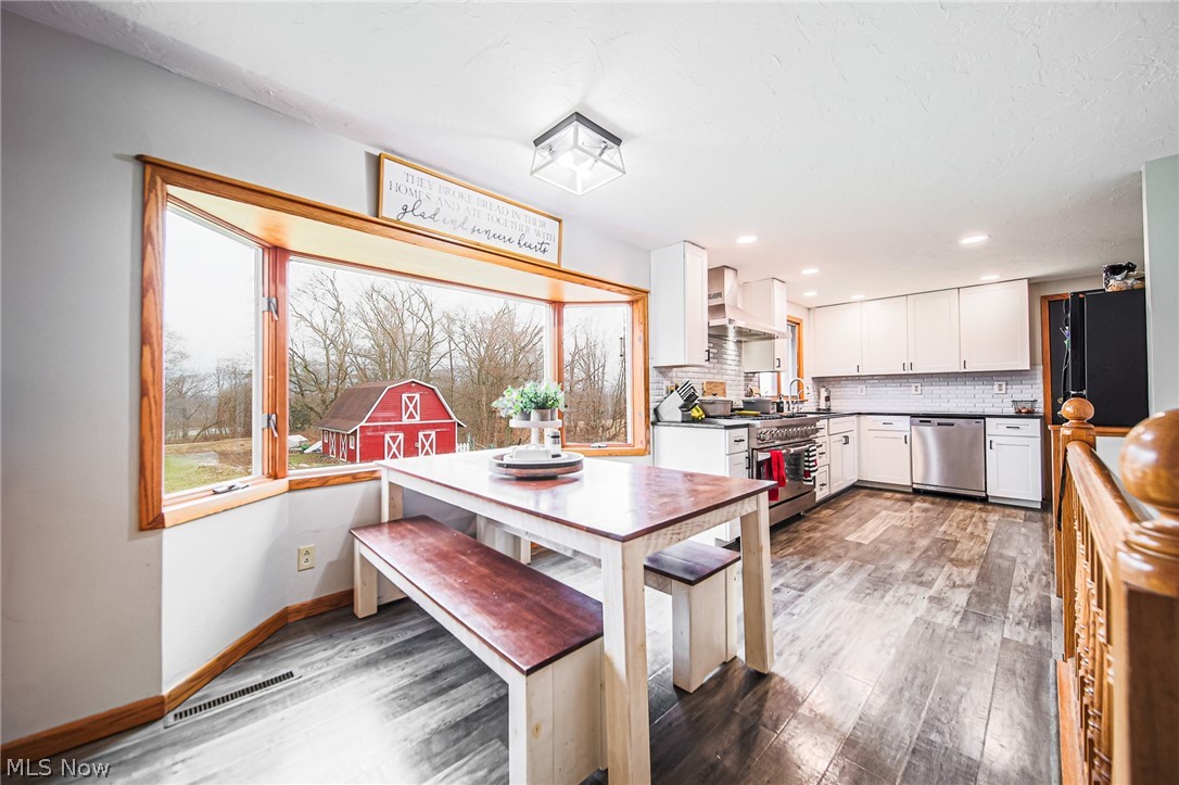 327 Briarhill Drive Rittman OH 44270