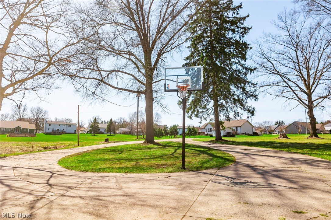 327 Briarhill Drive Rittman OH 44270