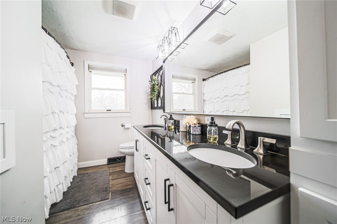 327 Briarhill Drive Rittman OH 44270
