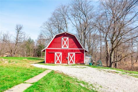 327 Briarhill Drive Rittman OH 44270