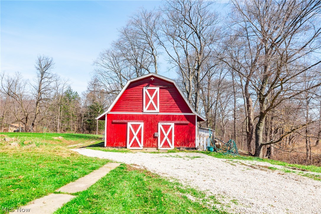 327 Briarhill Drive Rittman OH 44270
