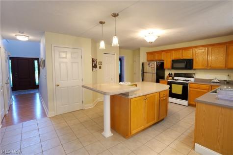 169 Aster Place Brunswick OH 44212