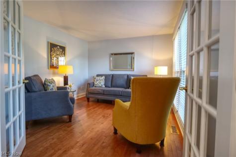 169 Aster Place Brunswick OH 44212