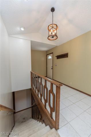 2520 W Skyline Drive Lorain OH 44053