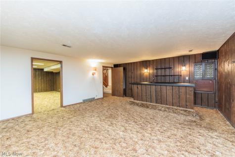 2520 W Skyline Drive Lorain OH 44053