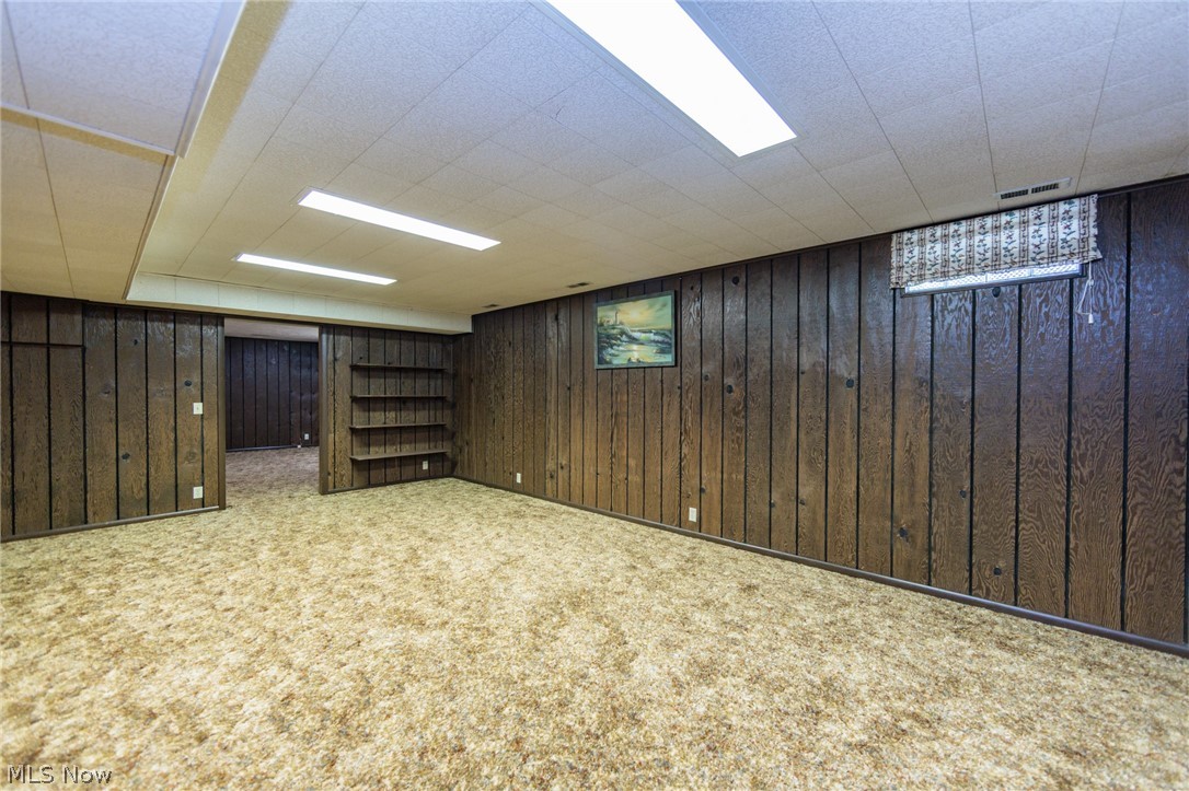 2520 W Skyline Drive Lorain OH 44053