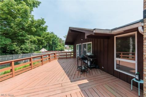 2520 W Skyline Drive Lorain OH 44053