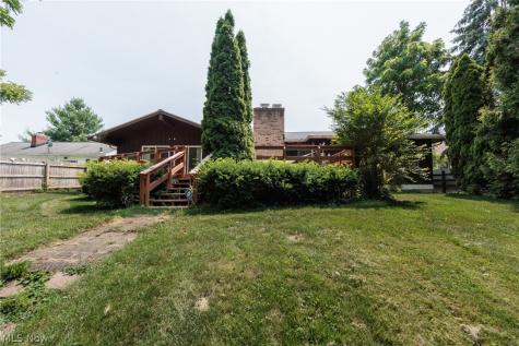2520 W Skyline Drive Lorain OH 44053