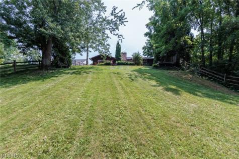 2520 W Skyline Drive Lorain OH 44053