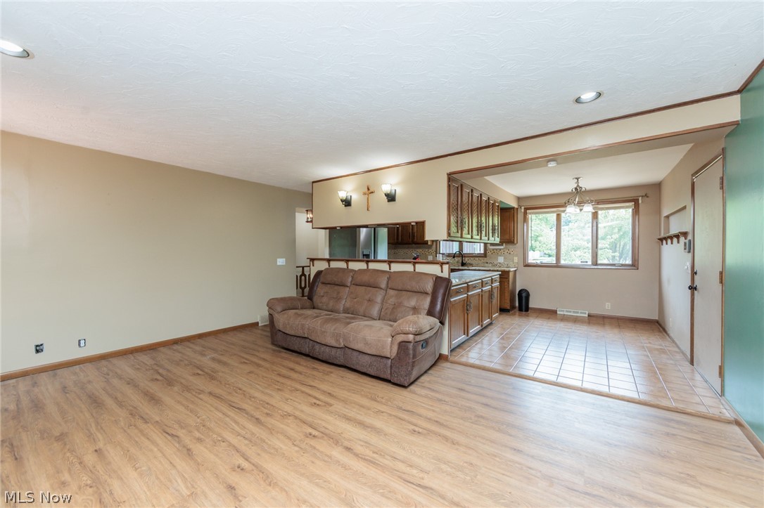 2520 W Skyline Drive Lorain OH 44053