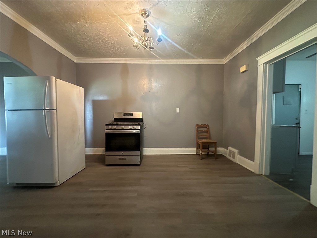 875 E 131st Street Cleveland OH 44108